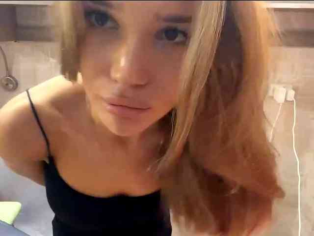 ChariseSchonhardt webcam