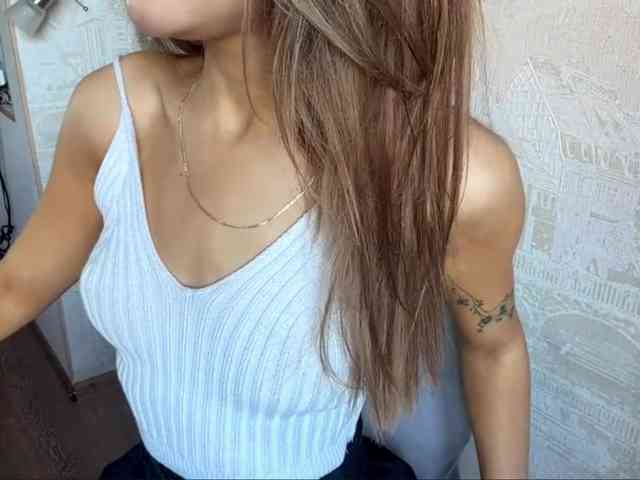 ChariseSchonhardt webcam