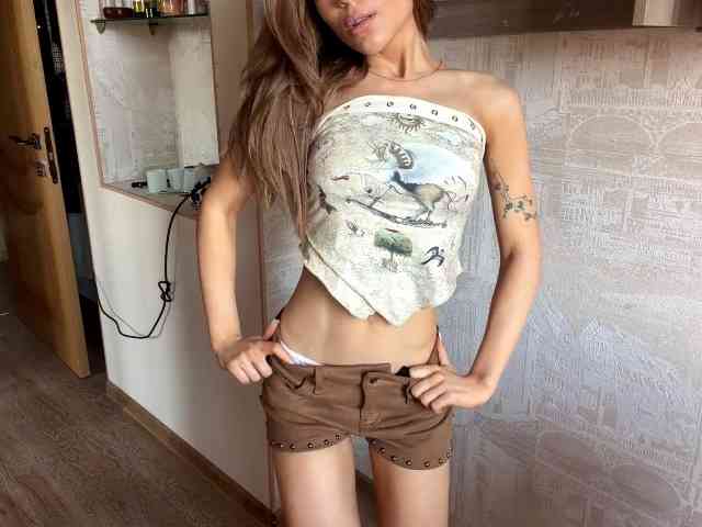 ChariseSchonhardt webcam