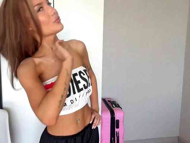 ChariseSchonhardt webcam