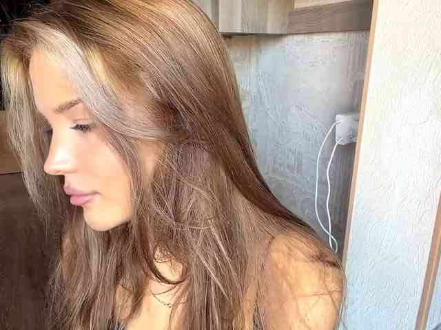 ChariseSchonhardt webcam