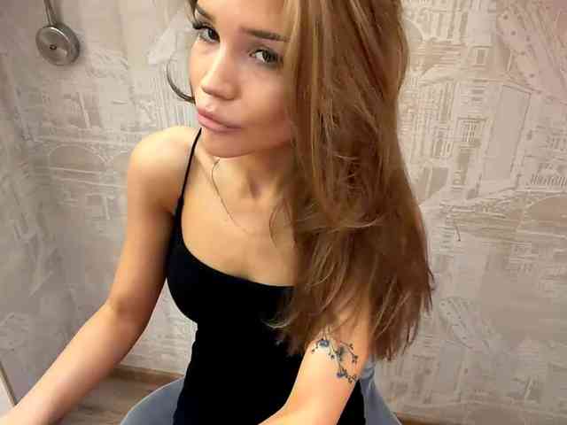 ChariseSchonhardt webcam
