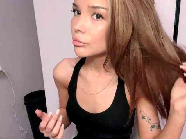 ChariseSchonhardt webcam