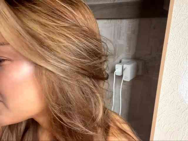 ChariseSchonhardt webcam