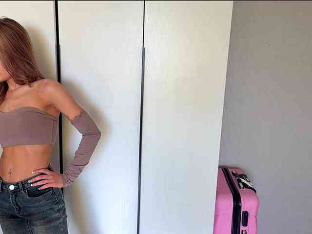 ChariseSchonhardt webcam