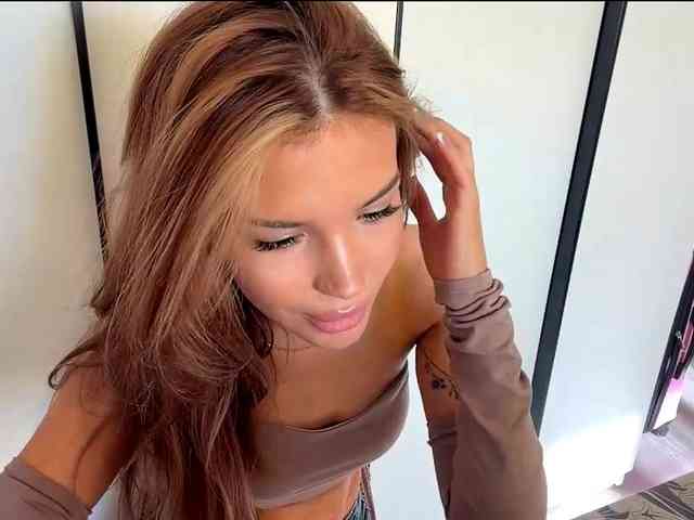 ChariseSchonhardt