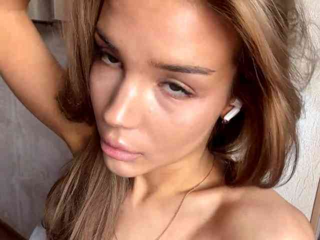 ChariseSchonhardt webcam