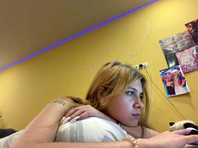 PorscheMazeratti live cam on BongaCams