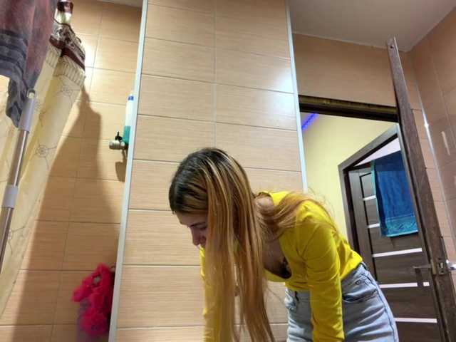 PorscheMazeratti live cam on BongaCams