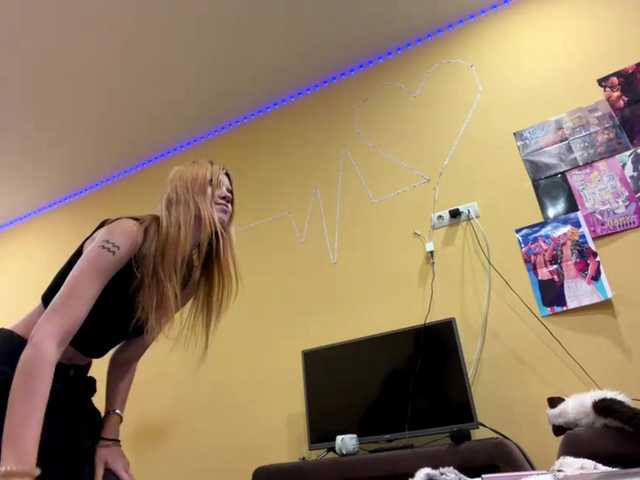 PorscheMazeratti live cam on BongaCams