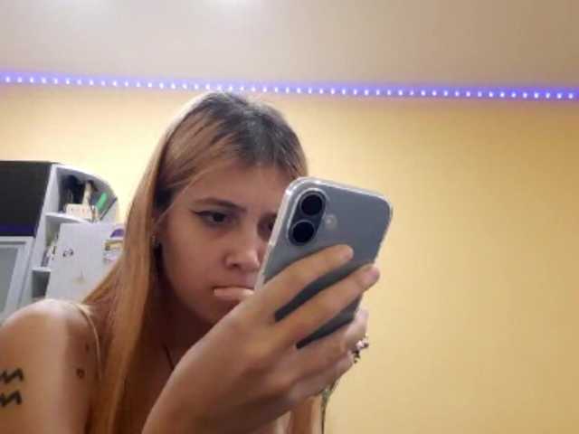 PorscheMazeratti live cam on BongaCams