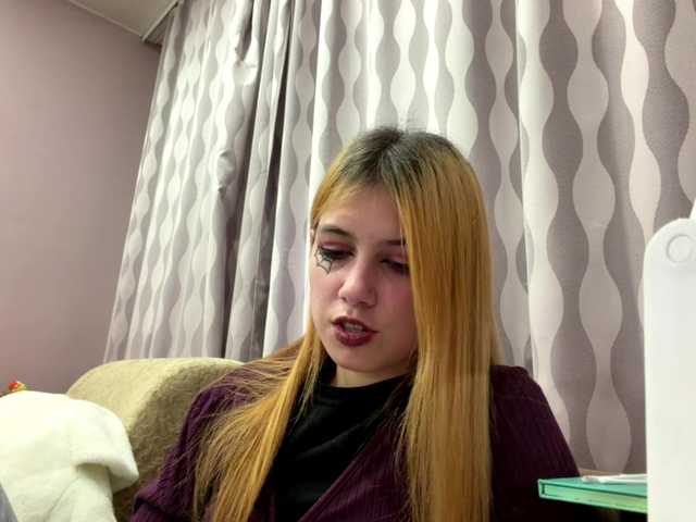 PorscheMazeratti live cam on BongaCams