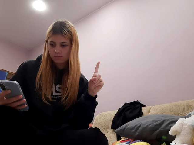 PorscheMazeratti live cam on BongaCams