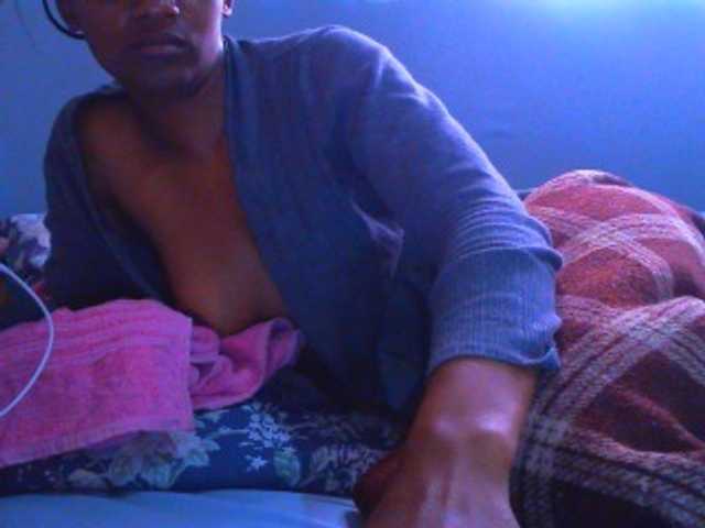 Ebonyslander live cam on BongaCams