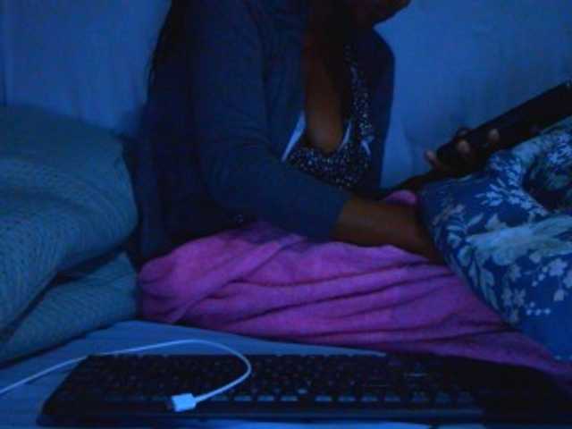 Ebonyslander live cam on BongaCams