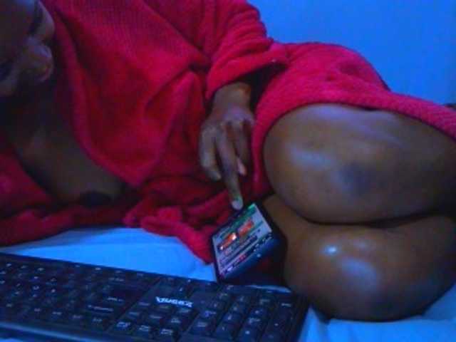 Ebonyslander live cam on BongaCams