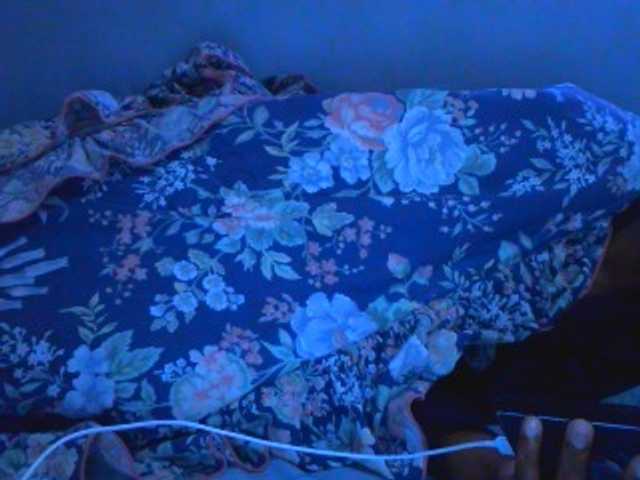 Ebonyslander live webcam show