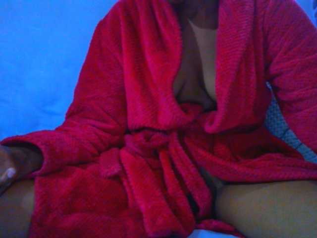 Ebonyslander live cam on BongaCams
