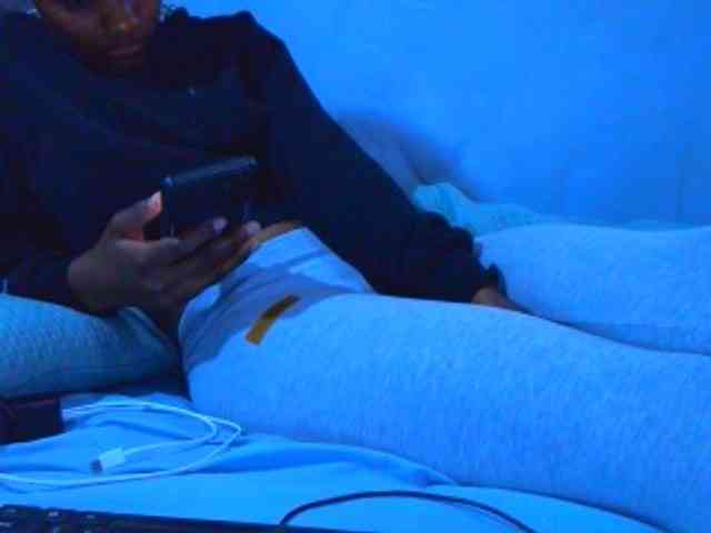 Ebonyslander webcam