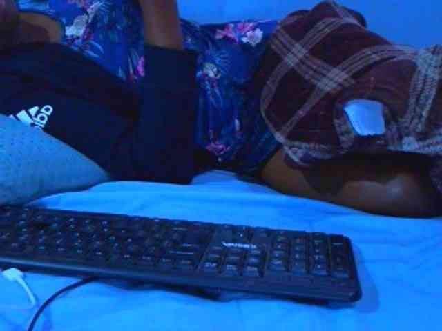 Ebonyslander webcam