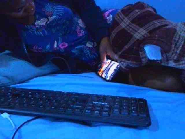 Ebonyslander webcam