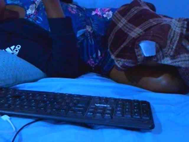 Ebonyslander webcam