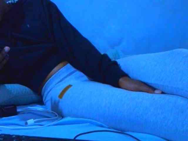 Ebonyslander webcam