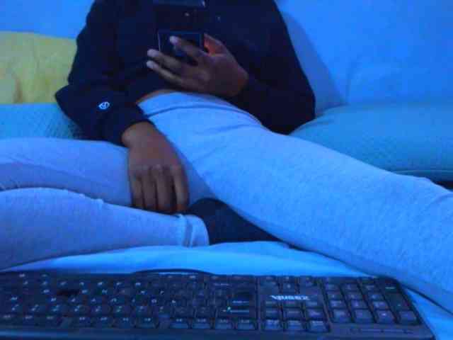 Ebonyslander webcam