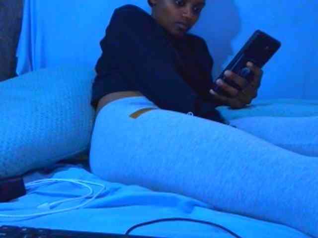 Ebonyslander webcam