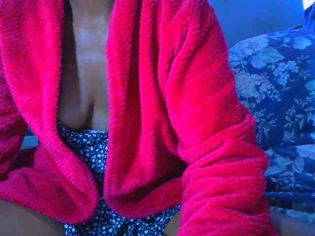 Ebonyslander webcam