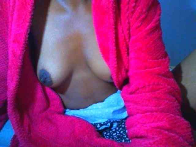 Ebonyslander webcam