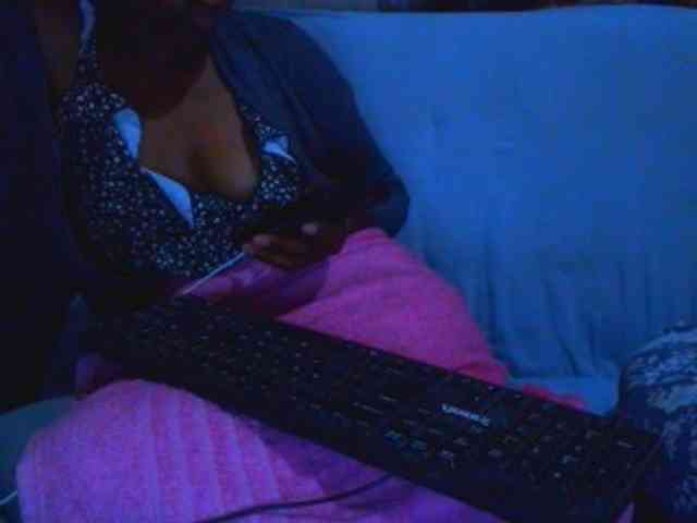 Ebonyslander webcam
