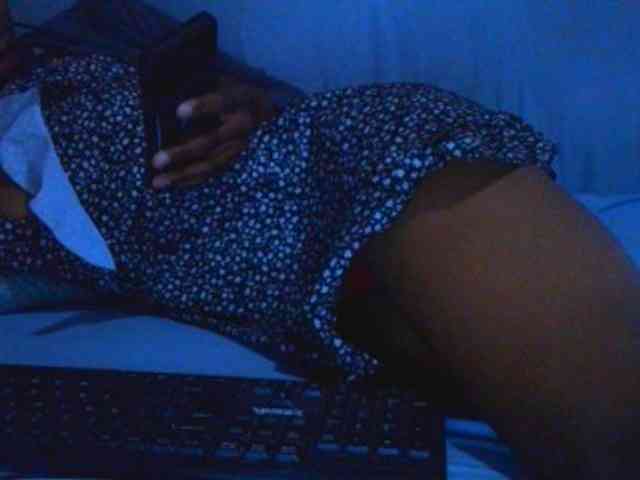 Ebonyslander webcam