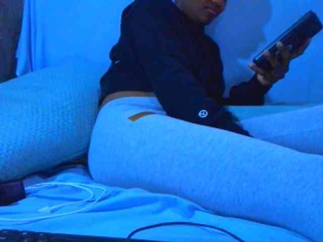Ebonyslander Live Webcam on BongaCams