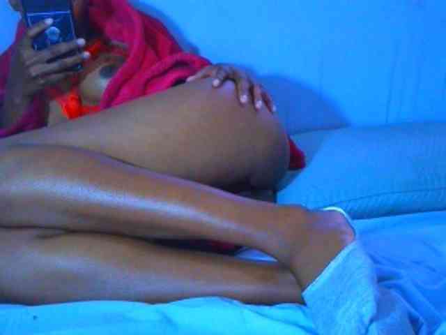 Ebonyslander webcam
