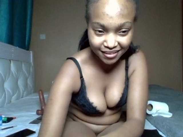Hot-sexy-angel live cam on BongaCams