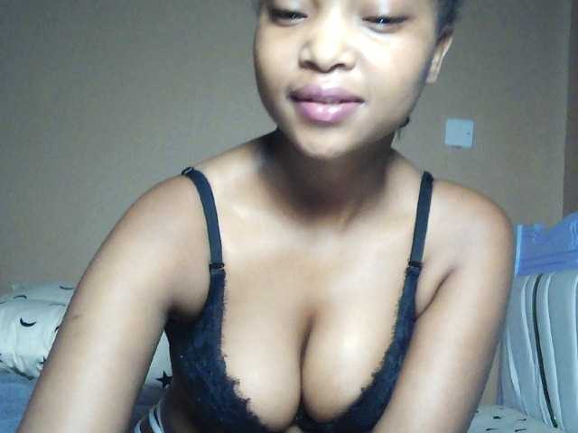 Hot-sexy-angel live cam on BongaCams