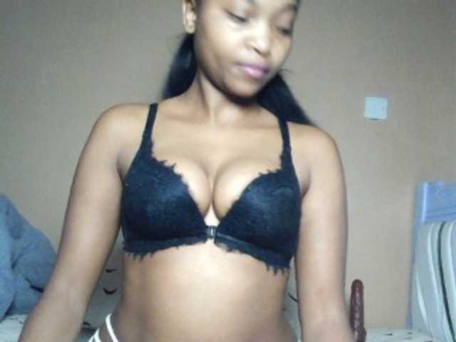 Hot-sexy-angel live cam on BongaCams
