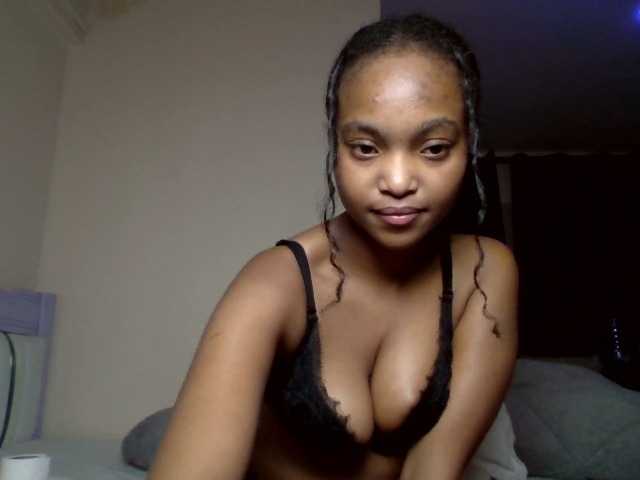Hot-sexy-angel live cam on BongaCams