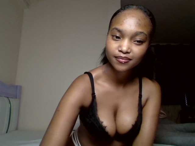 Hot-sexy-angel live cam on BongaCams