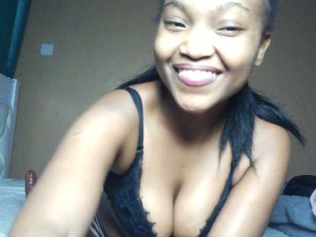 Hot-sexy-angel live cam on BongaCams
