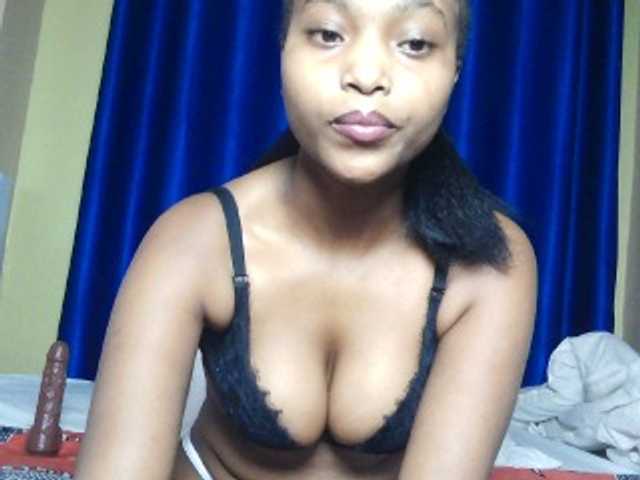 Hot-sexy-angel live cam on BongaCams