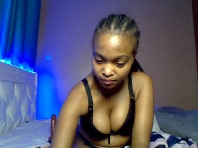 Hot-sexy-angel live cam on BongaCams