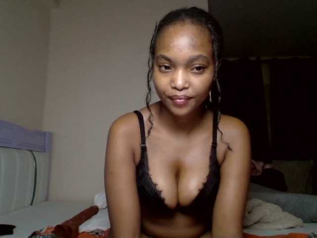 Hot-sexy-angel live cam on BongaCams