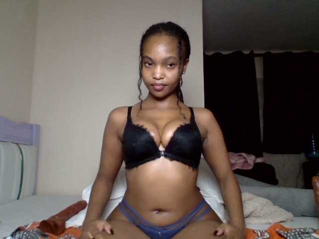 Hot-sexy-angel live cam on BongaCams