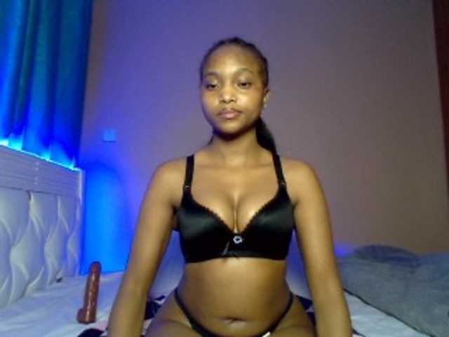 Hot-sexy-angel live cam on BongaCams