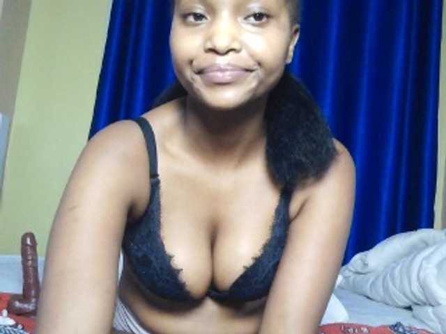 Hot-sexy-angel live cam on BongaCams