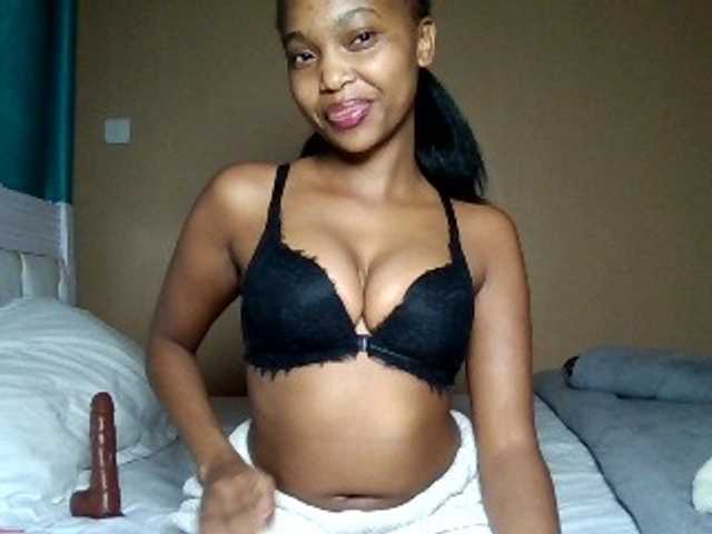 Hot-sexy-angel live cam on BongaCams