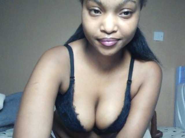 Hot-sexy-angel live cam on BongaCams