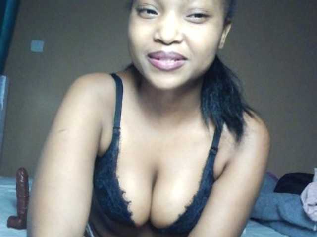 Hot-sexy-angel live cam on BongaCams